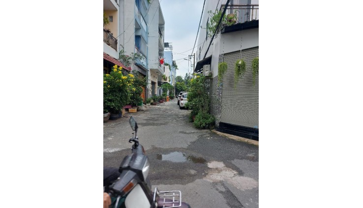 TÂN KỲ TÂN QUÝ - NGAY AEON TÂN PHÚ - HẺM XE HƠI - 70M2 - 2 TẦNG 2PN - NHÀ MỚI ĐẸP Ở NGAY GIÁ 5.55 TỶ